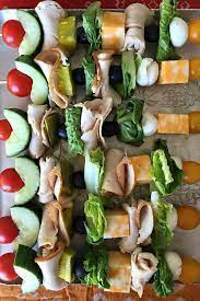 Turkey Sandwich Kebabs Are The Perfect Healthy Lunch Without Bread Made With Your Favorite Lunchmeat Make Ahead For Pi Healthy Recipes Beach Meals Healthy