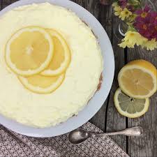 Kuchen buffet kuchen und torten kuchen rezepte brot kochen zitronencreme torte saftiger {werbung/ohne auftrag} es wird mal wieder zeit für kuchen. Zitronen Torte Mit Komeko Kuchengluck Glutenfrei Glutenfreie Rezepte Kreative Ideen