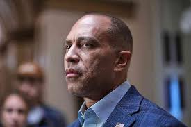 Vance warns of deeper worker cuts