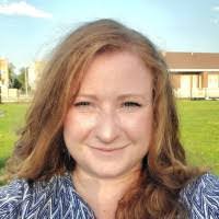 Liz Dunham's Instagram, Twitter & Facebook