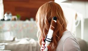 Oggi vi mostrerò ben 5 tutorial diversi per fare i capelli mossi con la piastra in 5 minuti! Come Fare I Capelli Mossi Con Il Ferro Arricciacapelli