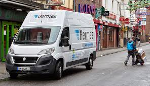 Mit der hermes paketankündigung erfährst du schon im voraus, wann unser bote bei dir klingelt. Hermes Liefert Mit Elektro Transportern Von Emovum Aus Ecomento De