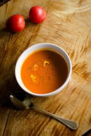 Frische Tomatensuppe Ein Gutes Rezept Mit Bild Aus Der Kategorie Warm 361 Bewertungen O 4 6 Tags Fettarm Frische Tomatensuppe Tomaten Suppe Tomatensuppe