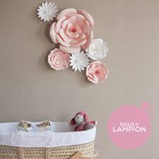 Comment choisir des fleurs artificielles ? Fleur Papier Geante Rose Et Blanc Pour Une Deco Murale Chambre Bebe