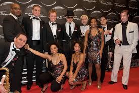 353,240 likes · 14,431 talking about this. Sangerin Katy Perry Schmuckdesigner Thomas Sabo Laden Im Zuge Der Messe