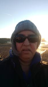 Below is a link to the funeral home that is handling CARL LEE's burial  arrangements. You may leave a message for his family here also. The  obituary has not posted yet Graveside