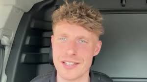 Surfers rescue teen girl swept into rip at Newquay