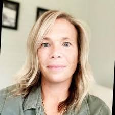 Time flies when you're working in PR! Happily sharing that I've landed as a  PR Assistant, Office Manager, and Assistant Account Executive for some of  the industry's most prestigious beauty brands… |