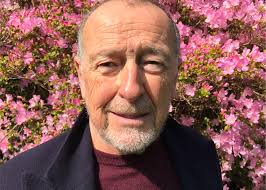 Q&A with Peter Walker, a leader in developmental baby massage