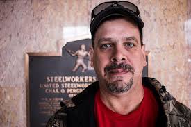 Laid-off AK Steel families endure painful year