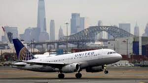 Is a major american airline headquartered at willis tower in chicago, illinois. United Airlines Chef Kirby Setzt Auf Radikalen Wandel Im Luftverkehr Wirtschaft Sz De