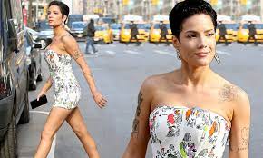 #beaking video with budweiser here: Halsey Braves The Chilly Weather In New York Wearing A Tiny Mini Dress Ahead Of First Snl For 2020 Daily Mail Online