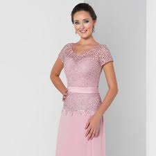 Wir haben mehr als 1000 arten von festkleider zur auswahl. Brautmoden Und Abendkleider Aus Havixbeck Kleiderdiele Treus