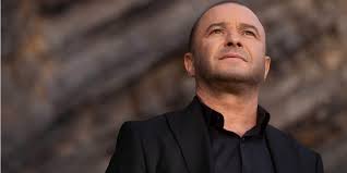 Юноша перенес 18 курсов химиотерапии, но лечение не дало должного результата. Viktor Pavlik Otreagiroval Na Smert Syna Video Novosti Ukrainy Nv