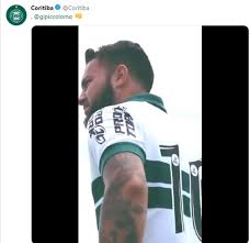 Encontre aqui camisa coritiba e muito mais artigos esportivos com os melhores preços. Coritiba Mostra Primeiras Imagens Do Meia Giovanni Vestindo A Camisa 10 Coritiba Ge