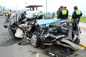 Un accidente de tráfico o una accidente de tránsito o accidente vial o accidente automovilístico o siniestro de tráfico es el perjuicio ocasionado a una persona o bien material, en un determinado. Accidentes De Transito Causan 3 000 Muertes Al Ano En Peru Diario Expreso Diario Expreso