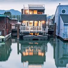 Homepage Houseboat Living House Boat Water House