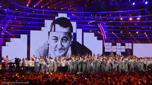 Lisandro cuxi, jane constance, omar sy, antoine griezmann, hugo lloris, philippe lacheau, alexander wood, antoine, cassidy, angelina, leelou, amandine, betyssam, carla, manuela, evan, marco, lou, mateo, martin, hakob, robin, mareva, lenni kim & simon. Les Enfoires La Chanson Des Restos Bordeaux 2019 Youtube