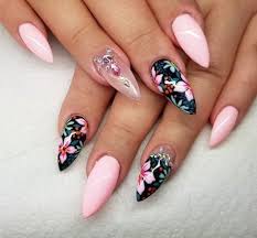 Daneloo Instagram Nails Floral Nails Nails 2018