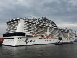 She is built in 2010 and her length is 360 meters, gross tonnage is 225282 gt and maximum speed is 20.2 knots. Grossenvergleich