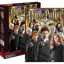 King, gibsons, piatnik, falcon deluxe and schmidt spiele all have a lovely range of 1000 piece puzzles, featuring stunning landscapes, cities, cartoon illustrations and artists impressions. Aquarius Harry Potter Collage 1000 Piece Jigsaw Puzzle Walmart Com Walmart Com