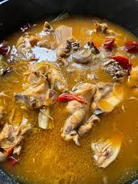 Ini resepi ikan singgang paling mudah di dunia hahaha.apa tak mudahnya.ketuk2 campak2 jer.dah siap. Resipi Rare Ayam Singgang Kelantan Ini Tular Hingga 18k Share Keluarga