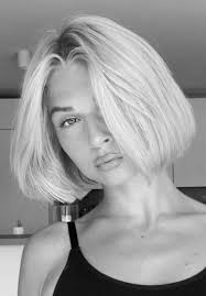 Very Short Blonde Bob 2025