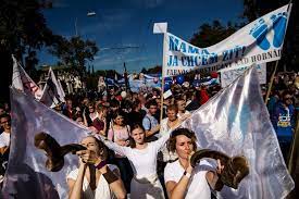 Eslovaquia incauta metanfetamina proveniente de méxico. Eslovaquia Unas 50 000 Personas Protestan Contra El Aborto En Eslovaquia Conciencia Nacional Por La Libertad Religiosa