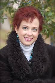 Lori Crowson's Instagram, Twitter & Facebook