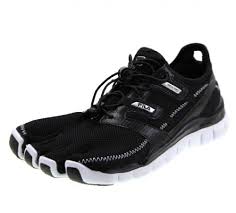 Fila Men S Skele Toes Lite Barefoot Running Shoe Black White
