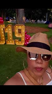 Sybil Shaw (@keepitsybil)