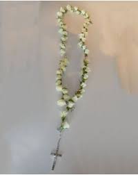 At heirloom rosaries, we are committed to making by hand the finest, most beautiful rosaries and chaplets in the world. Rosaries Florist Flowers Delivered Allen S Flower Market
