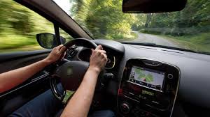 Renouvelé l'an dernier et disponible en version hybride rechargeable, le renault. Le Top 10 Des Voitures Les Plus Vendues En France En 2017