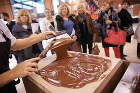 Pourquoi ne pas inviter ivy slam dans votre salon en cliquant sur j'aimerais ce show dans mon salon ? Q A Salon Du Chocolat S Chyai Mulberg On Upcoming Nyc Show Fresh Off Paris