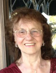 Jeanette Root's Instagram, Twitter & Facebook