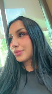 Kelly Brimhall's Instagram, Twitter & Facebook