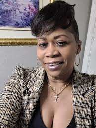 Still have my slang..I'm from Waynesville ,NC mountains..but where i live  now, alot of people don't understand sometimes the things i say..who out  there says tar instead of tire😃