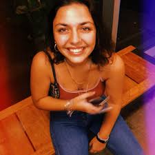 Melis yardim (@yardim_melis)