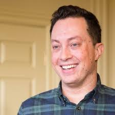 Ian Vint's Instagram, Twitter & Facebook