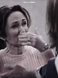 To see debra break broke my heart #everybodylovesraymond #debrabarone  #raybarone #fypシ #viral #fanedit🔥