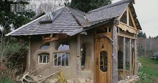 Cob House Sooke Vancouver Island Bc Canada Stock Photo Cob House Cob Building Earth Homes