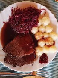 Rotwein Balsamico Rinderbraten Mit Feiner Brandy Marsala Note Rinderbraten Braten Essen Und Trinken