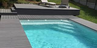 Terrasse De Piscine En Bois Exotique