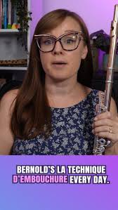 What is your favorite way to warm up??🎶🌤️ If you only have a couple of  minutes to warm up before a lesson or performance I highly recommend this  warmup up!! This one