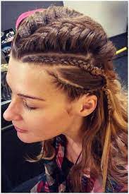 Vikings Lagertha Inspired Hair Tutorial See More Lovehairstyles Co Sophisticatedbraidstyles Sophisticatedbraid Cl Lagertha Hair Hair Styles Viking Hair