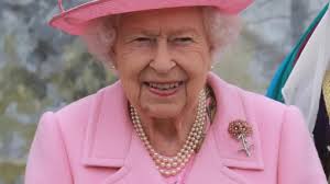 Royal Photographer Henry Dallal: 'I had no idea that would be the last  picture I ever took of the Queen'