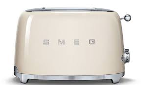 Toster Firmy Smeg W Kolorze Kremowym Posiada 6 Poziomow Opiekania Mozesz Podgrzewac I Rozmrazac Dostepny W Szerokiej Gamie Kolorow Smeg Smeg Toaster Toaster