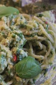 Recette De Pates Sauce Avocat Avokadopasta Maltid Recette En 2020 Sauce Pour Pates Recette Pate Recette
