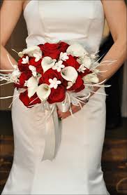 Rustic bridal bouquets silk bridal bouquet rustic bouquet bride bouquets flower bouquet wedding rose wedding bridesmaid bouquet exquisite wedding bouquet of real touch pastel flowers just a perfect match for a classic and elegant bride for her wedding day all exclusive by. Red Rose Wedding Bouquets 20 Ravishing Reds To Choose From