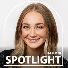 Lauren Roan's Instagram, Twitter & Facebook